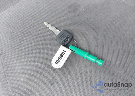 2010 Ford E-150 Commercial/Recreational z USA, uszkodzony, nr VIN 1FTNE1EW4ADA90841